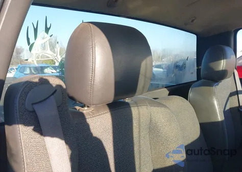 2007 Chevrolet Silverado 1500 Classic Work Truck z USA, uszkodzony, nr VIN 3GCEK14X57G243158